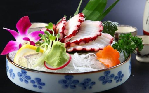 Bạch Tuộc Nhật Sashimi: Size 1-2kg/con – Cân theo trọng lượng thực tế.