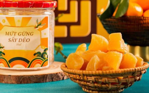 Mứt Gừng Non sấy lạnh hủ 250g – Mứt gừng đẹp, viên to, vừa ngọt, làm trắng bằng chanh, không màu, không phẩm, không chất bao quản.